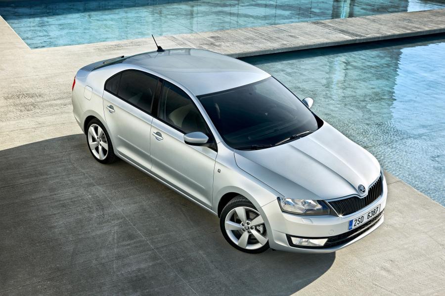  Skoda Rapid 2012 года  (фото 24 из 55)